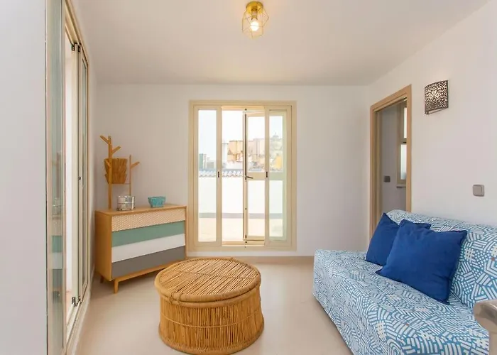 Atico Centrico Con Parking El Arenal