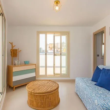 ático Céntrico, Jacuzzi Y Parking El Arenal